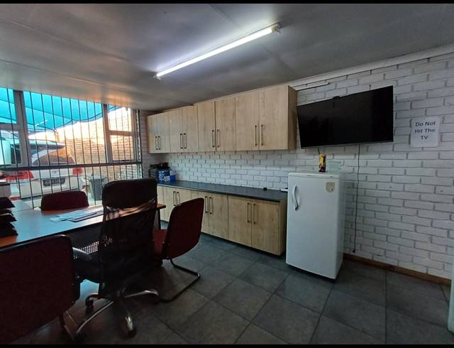256M² BUILDING FOR SALE IN BRAKPAN CENTRAL